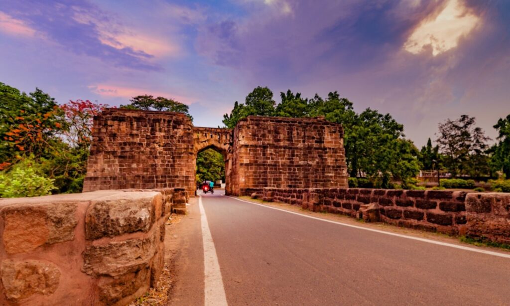 Ultimate 5 Must-Visit Destinations in Odisha: Unveiling the Land's Hidden Gems. 6 Ultimate 5 Must-Visit Destinations in Odisha: Unveiling the Land's Hidden Gems.