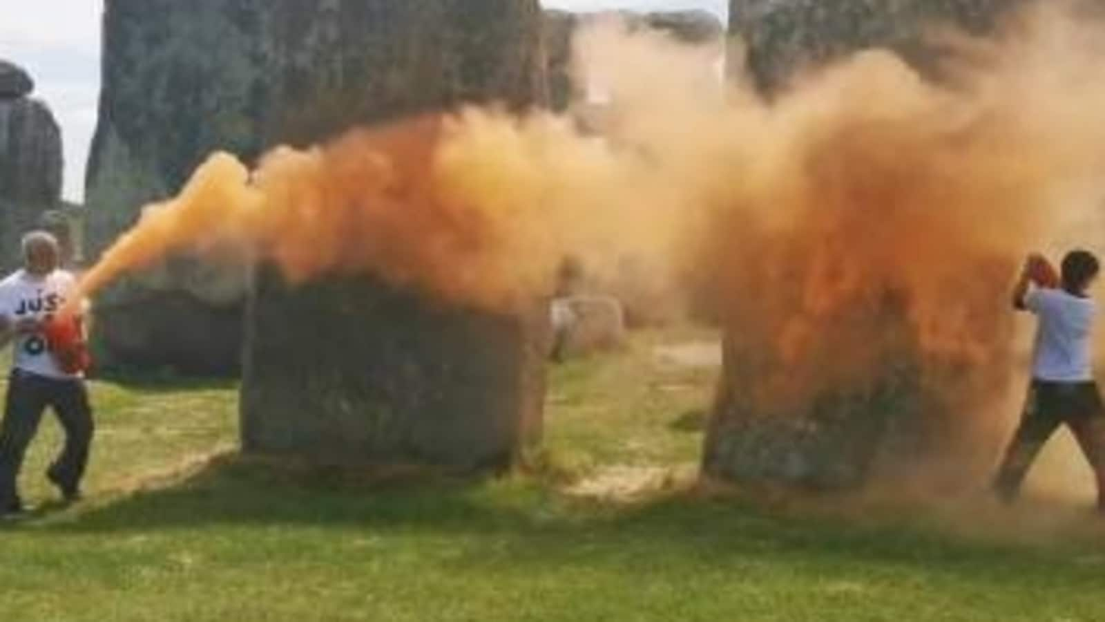 Activists spray paint UNESCO heritage site ‘Stonehenge’ in UK| Video | World News